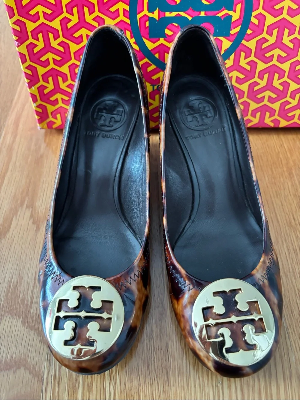 Tory Burch Tortoiseshell Reva Ballet Flats with Gold Logo